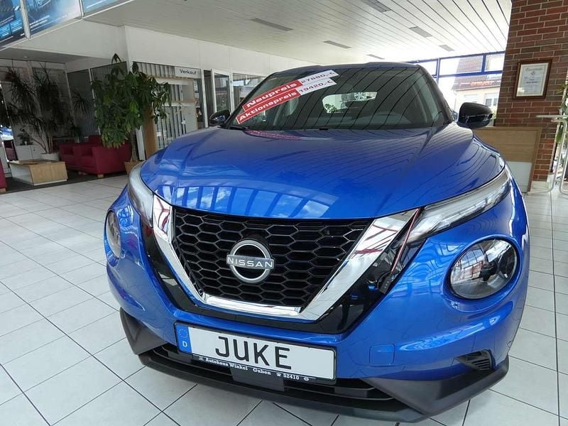 Magnetic blue Gebraucht 2024 Nissan Juke Acenta SUV | 19.420 € (Guter Preis) - Bild 1/4