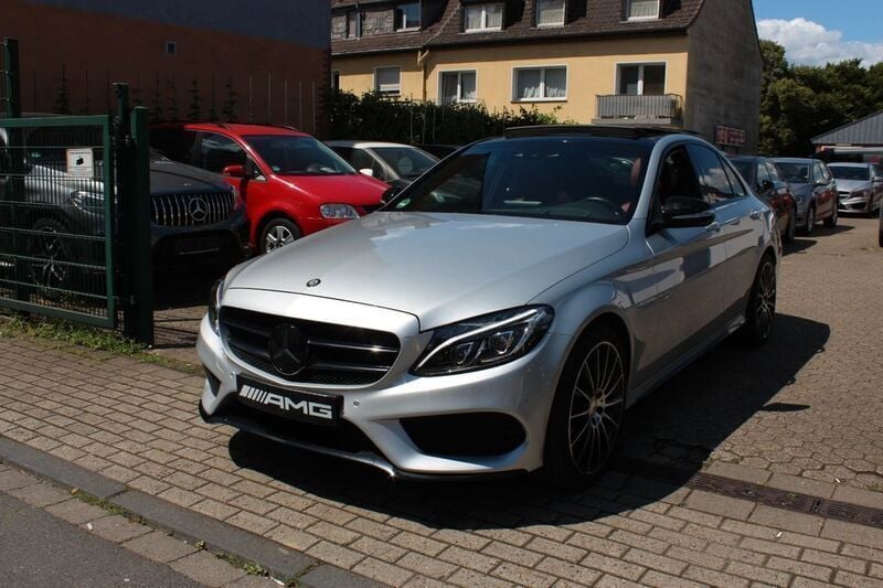 Silber Gebraucht 2014 Mercedes C250 AMG Limousine | 29.850 € - Bild 1/4