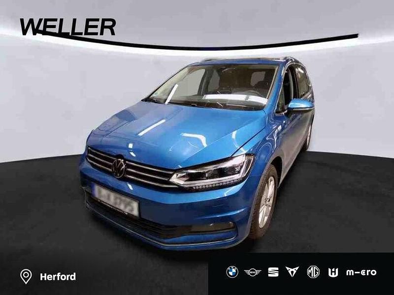 Caribbean blue (blau) Gebraucht 2023 VW Touran Highline Van / Kleinbus | 32.975 € (Fairer Preis) - Bild 1/4