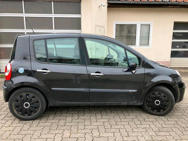 Gebraucht Renault Modus 90 PS (66 kW) 2006 Schwarz Van / Kleinbus
