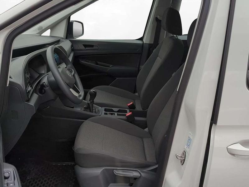 Gebraucht VW Caddy Basis 114 PS (83 kW) 2022 Candyweiß Van / Kleinbus