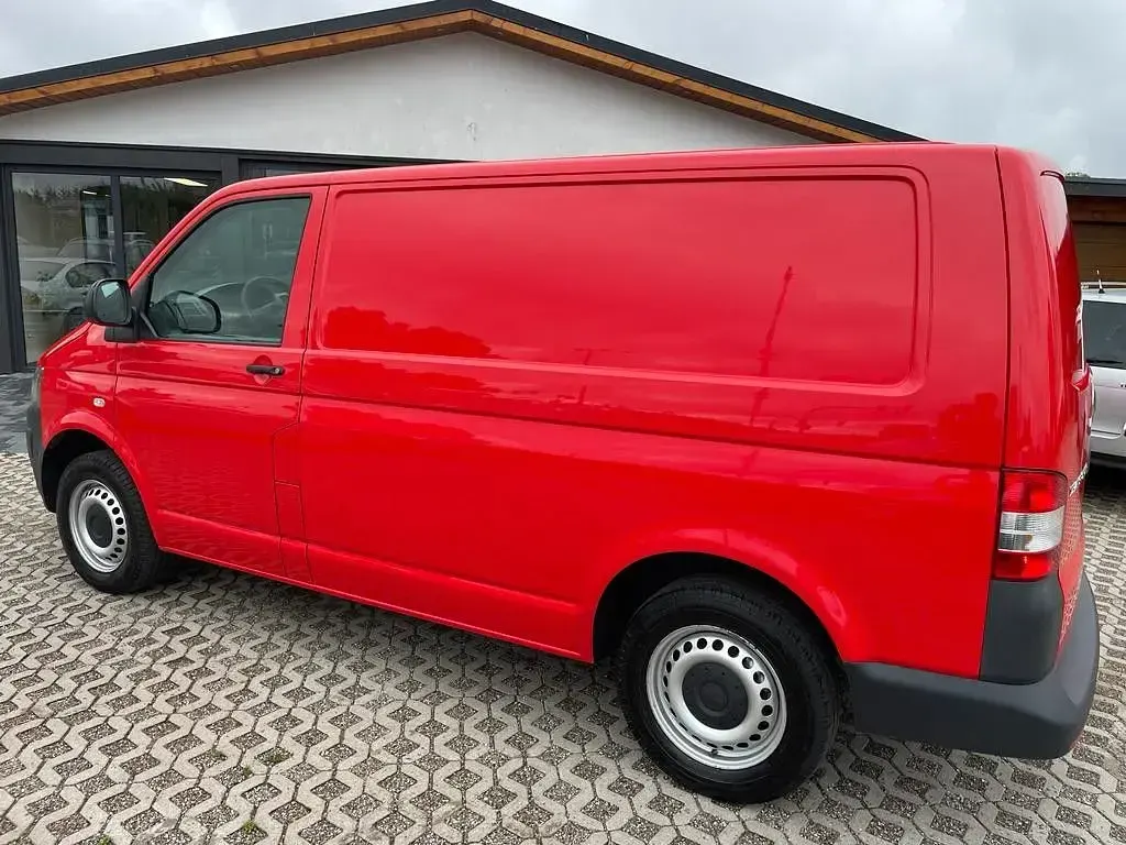 Usata VW Transporter 84 CV (61 kW) 2015 Rosso Furgone