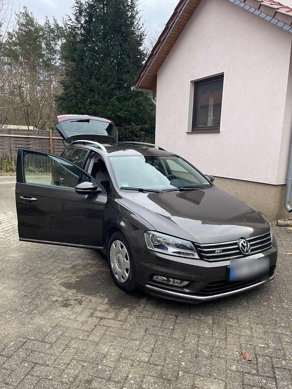 Gebraucht VW Passat R-line 140 PS (102 kW) 2014 Braun Kombi
