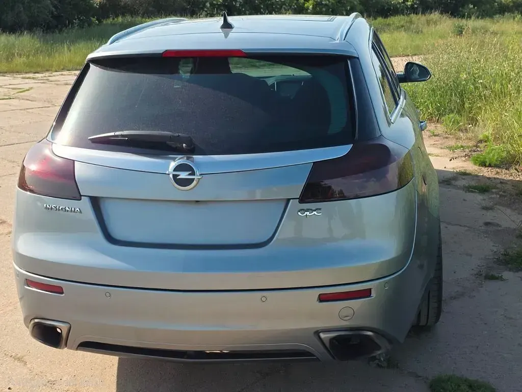 Gebraucht Opel Insignia OPC 325 PS (239 kW) 2011 Silber Kombi