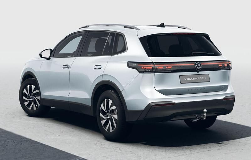 Neu VW Tiguan 150 PS (110 kW) 2025 Silber SUV