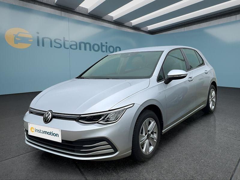 Silber Gebraucht 2020 VW Golf VIII Kleinwagen | 17.849 € (Guter Preis) - Bild 1/4