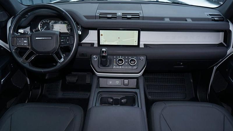 Gebraucht Land Rover Defender 200 PS (147 kW) 2021 Weiß SUV