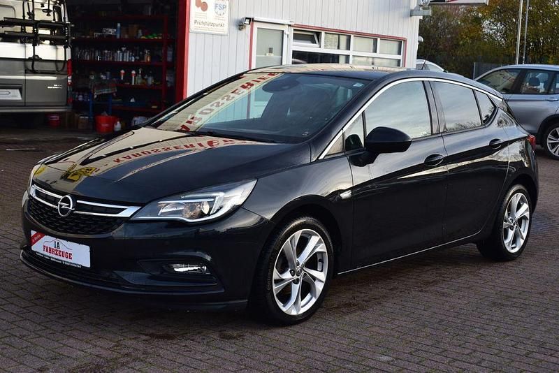 Schwarz Gebraucht 2016 Opel Astra Dynamic Limousine | 7.490 € (Superpreis) - Bild 1/4