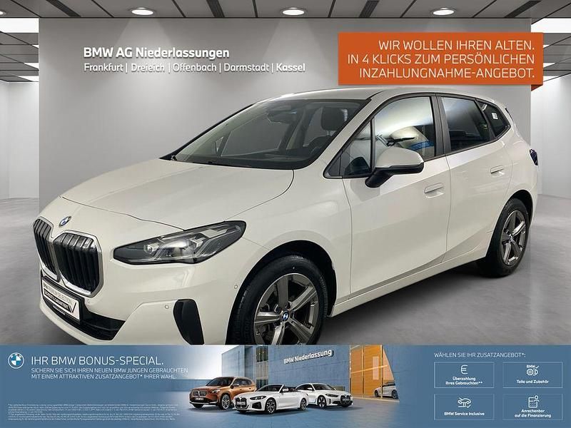 Weiß Gebraucht 2024 BMW 216 Active Tourer Luxury Line Van / Kleinbus | 27.980 € (Fairer Preis) - Bild 1/3