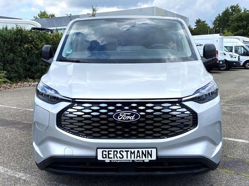 Neu Ford E-Transit Trend 100 kW (136 PS) 2025 Silber Van
