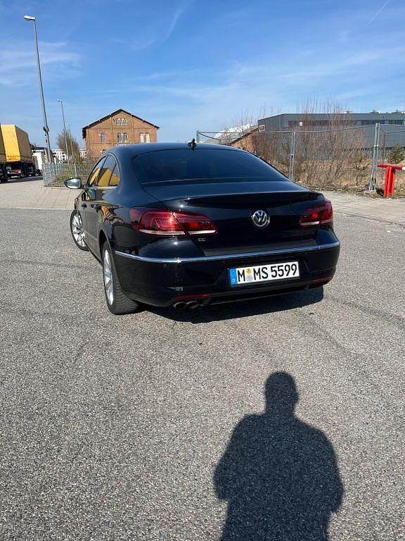 Gebraucht VW Passat 160 PS (117 kW) 2012 Schwarz Limousine