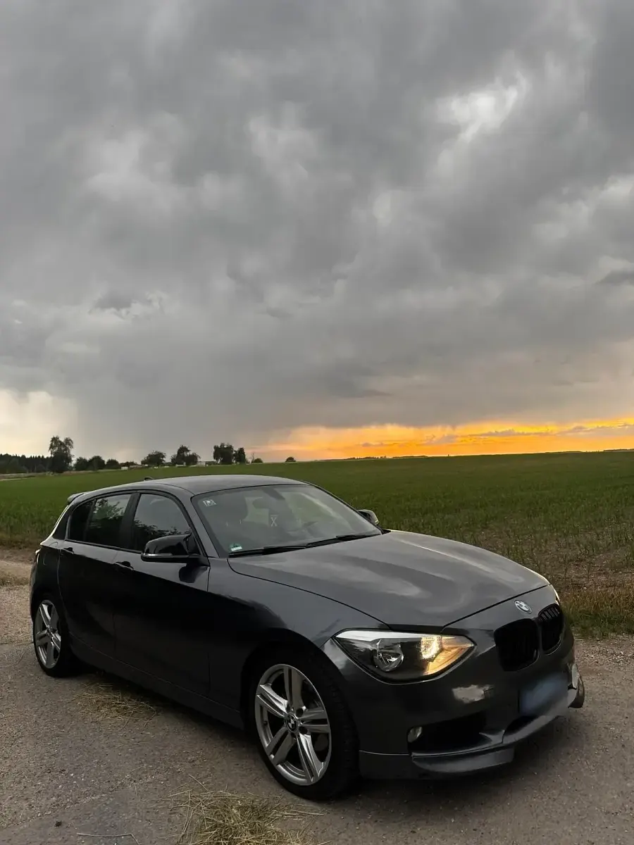 Gebraucht BMW 120 184 PS (135 kW) 2012 Grau Kleinwagen