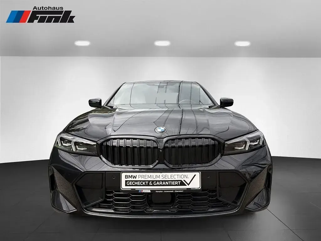 Gebraucht BMW 320 M Sport 190 PS (139 kW) 2024 Saphirschwarz Limousine