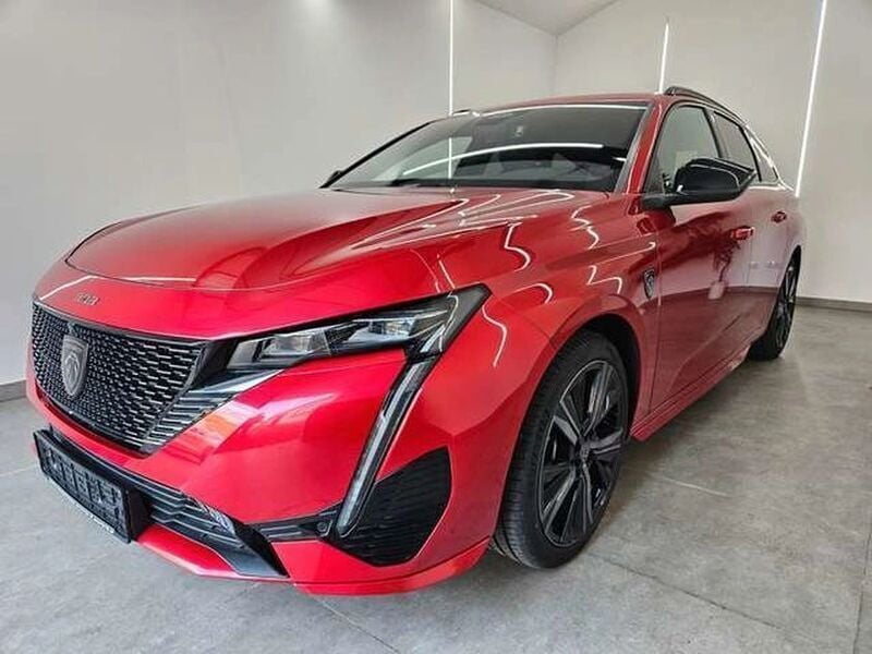 Rot Gebraucht 2024 Peugeot 308 GT Kombi | 30.165 € (Teuer) - Bild 1/4