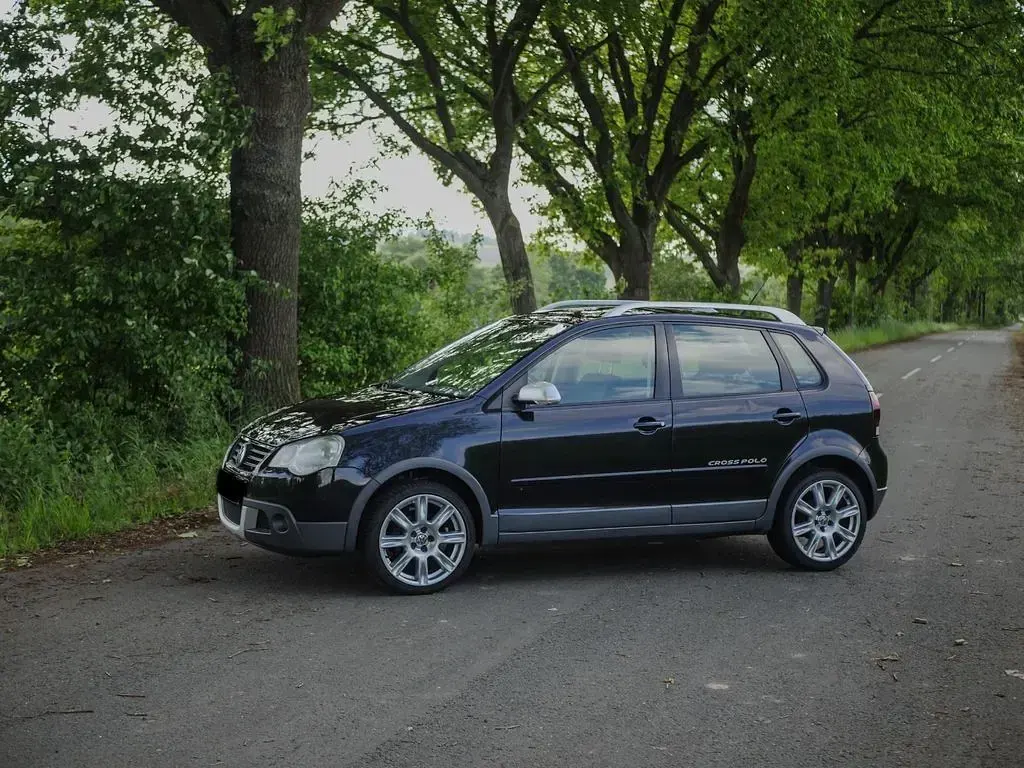 Używany VW Polo Cross 75 KM (55 kW) 2006 Czarny Hatchback
