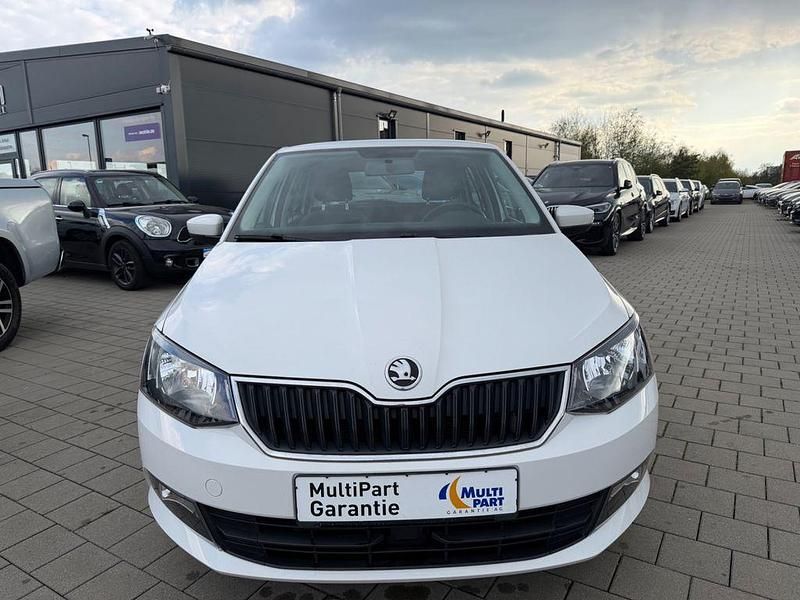 Gebraucht Skoda Fabia Ambition 75 PS (55 kW) 2015 Weiß Limousine