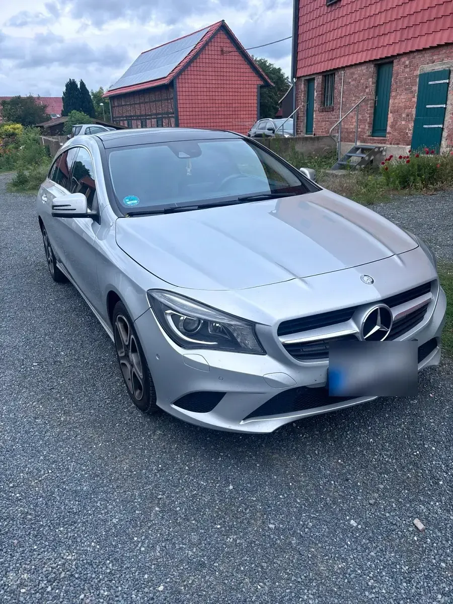 Gebraucht Mercedes CLA200 136 PS (100 kW) 2016 Silber Kombi