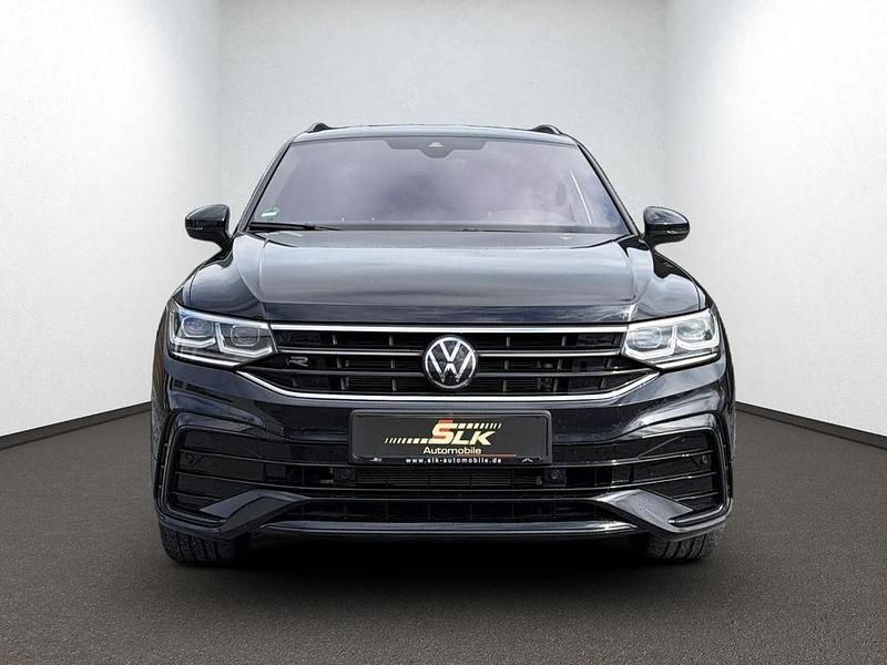 Gebraucht VW Tiguan Allspace R-line 200 PS (147 kW) 2024 Deep black perleffekt SUV