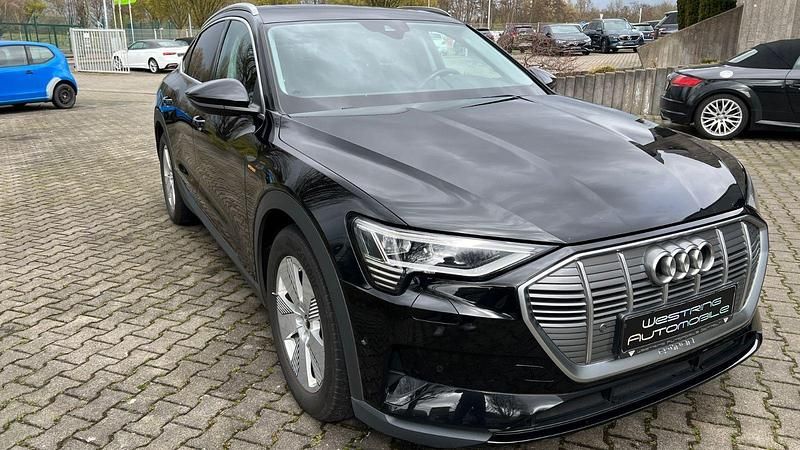 Gebraucht Audi e-tron Sportback Basis 230 kW (313 PS) 2022 Schwarz SUV