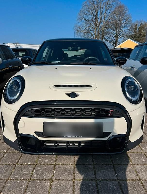 Gebraucht Mini Cooper S 178 PS (130 kW) 2022 Weiß Kleinwagen