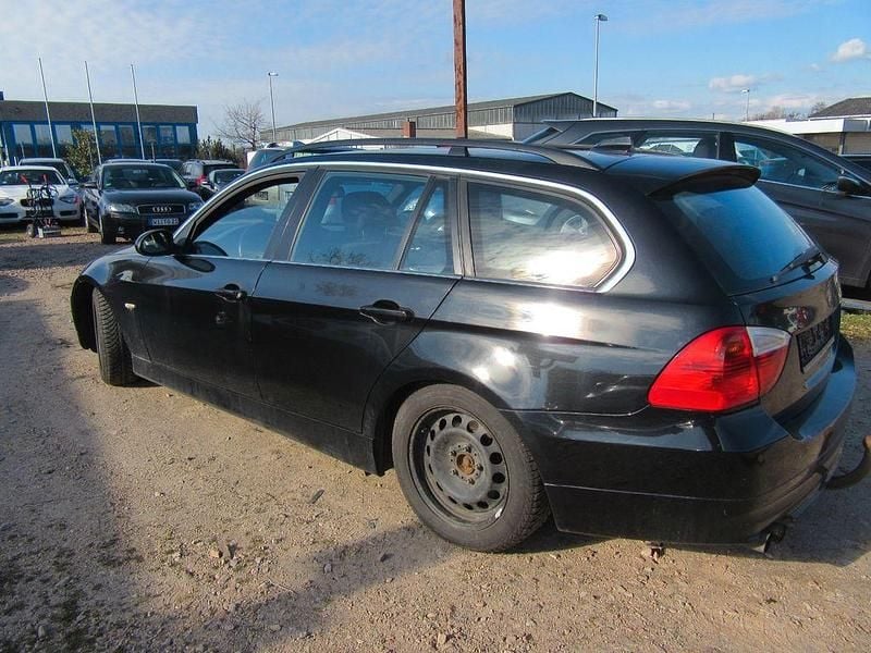 Gebraucht BMW 325 Performance 218 PS (160 kW) 2006 Schwarz Kombi