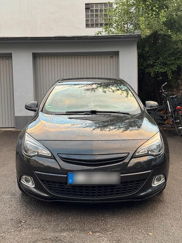 Schwarz Gebraucht 2012 Opel Astra GTC Coupé | 5.490 € (Fairer Preis) - Bild 1/4