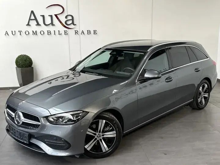 Selenitgrau Gebraucht 2022 Mercedes C220 Avantgarde Kombi | 28.749 € (Guter Preis) - Bild 1/4
