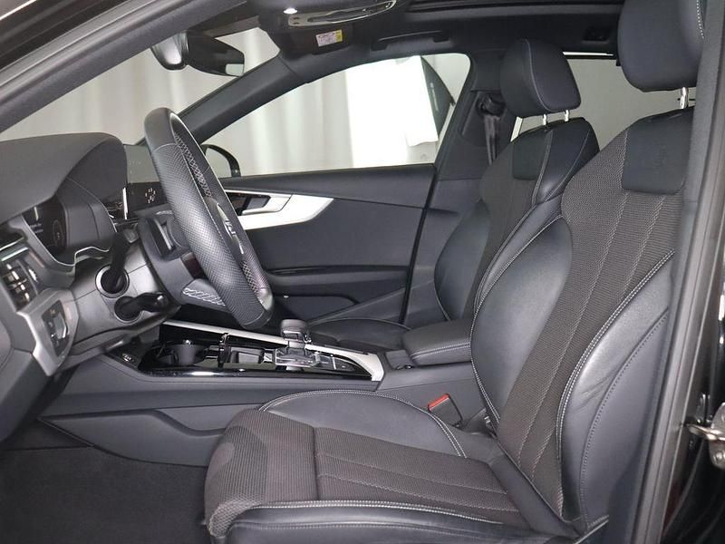 Gebraucht Audi A4 S-Line 204 PS (150 kW) 2023 Mythosschwarz metallic (metallic) Kombi