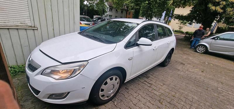 Weiß Gebraucht 2012 Opel Astra Kombi | 1.000 € (Superpreis) - Bild 1/4