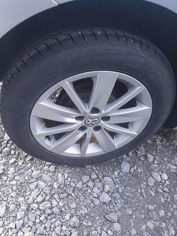 Gebraucht VW Polo Comfortline 75 PS (55 kW) 2015 Reflexsilber metallic Kleinwagen