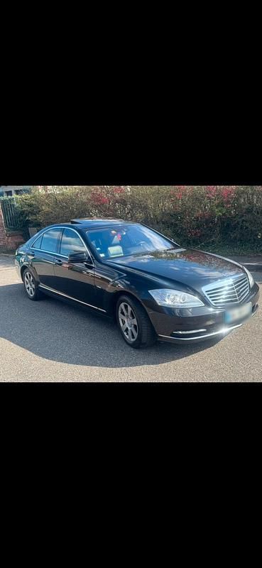 Gebraucht Mercedes S350 258 PS (189 kW) 2011 Schwarz Limousine