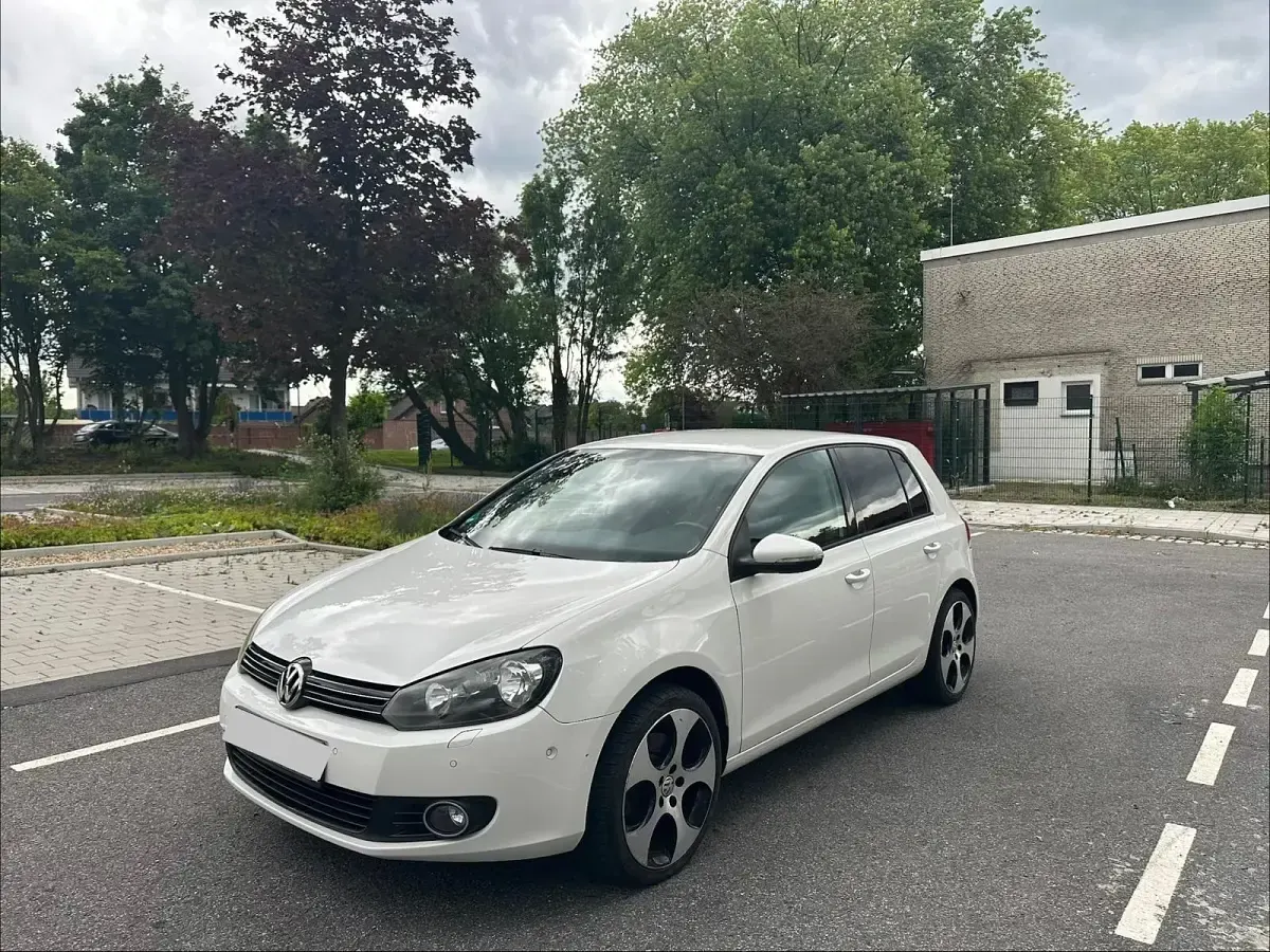 Gebraucht VW Golf VI 160 PS (117 kW) 2010 Weiß Kleinwagen