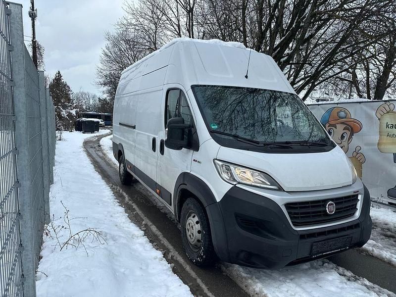Gebraucht Fiat Ducato 177 PS (130 kW) 2018 Weiß Van