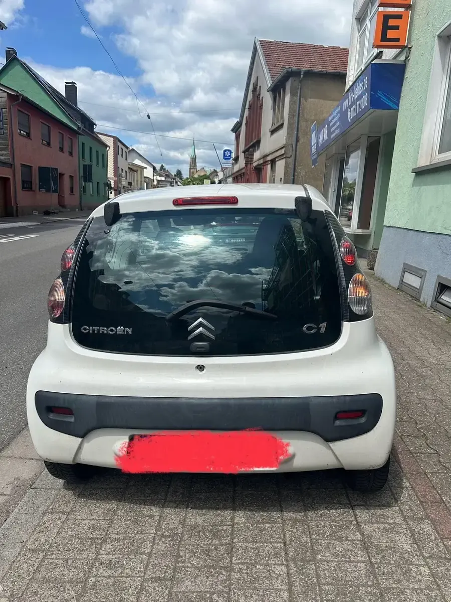 Gebraucht Citroën C1 68 PS (50 kW) 2011 Weiß Kleinwagen