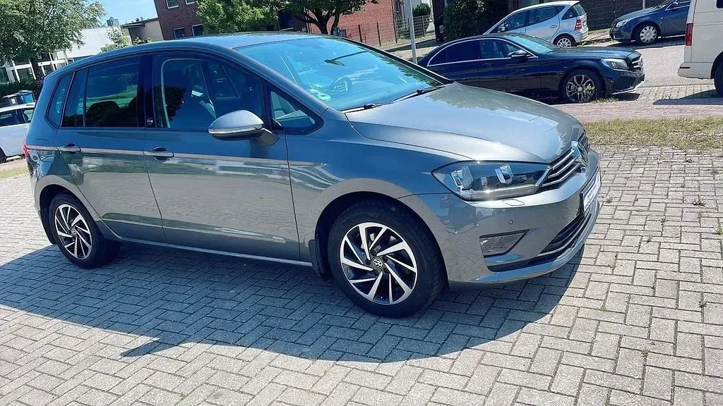 Gebraucht VW Golf Sportsvan Sound 125 PS (91 kW) 2017 Grau Van / Kleinbus