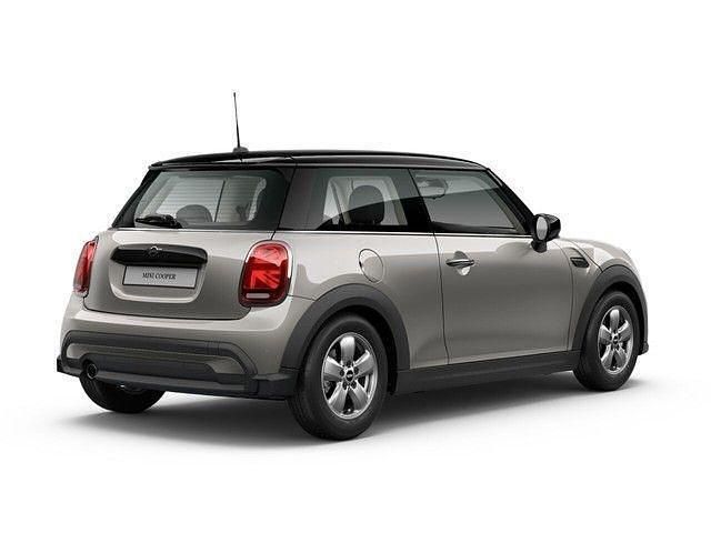 Gebraucht Mini Cooper Essential 136 PS (100 kW) 2023 Silber Kleinwagen