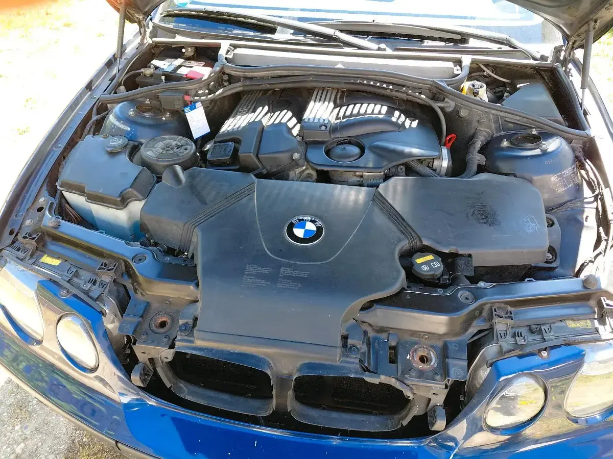 Gebraucht BMW 316 Compact 116 PS (85 kW) 2004 Blau Kleinwagen