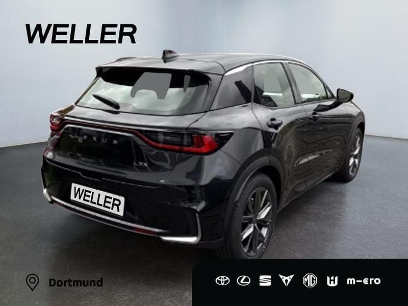 Neu Lexus LBX 136 PS (100 kW) 2025 Schwarz SUV