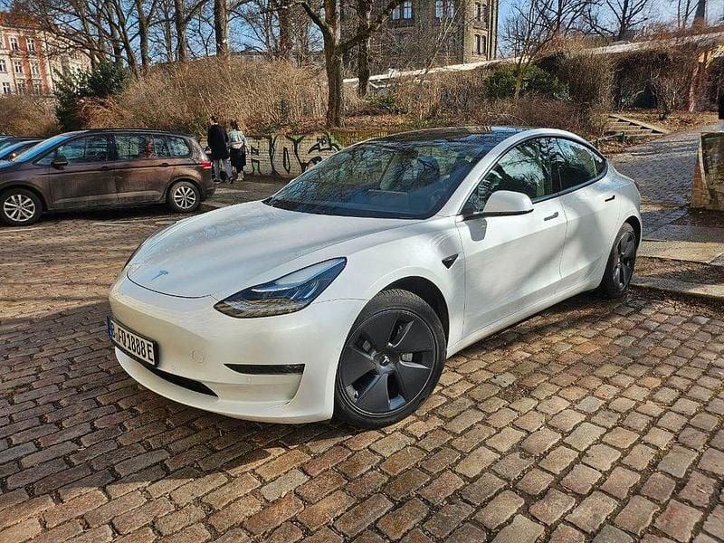 Gebraucht Tesla Model 3 Long Range AWD 350 kW (476 PS) 2021 Weiß Limousine