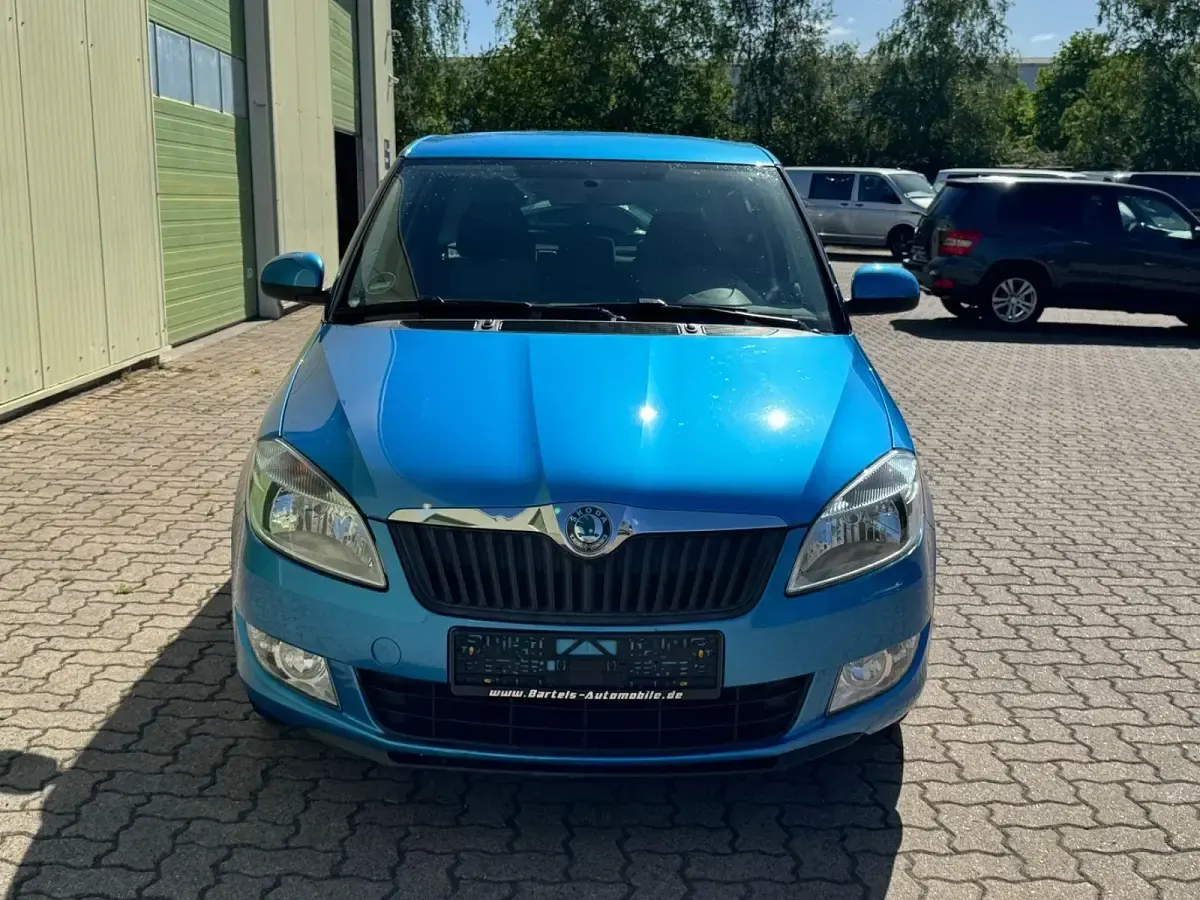 Gebraucht Skoda Fabia 86 PS (63 kW) 2013 Blau Kleinwagen