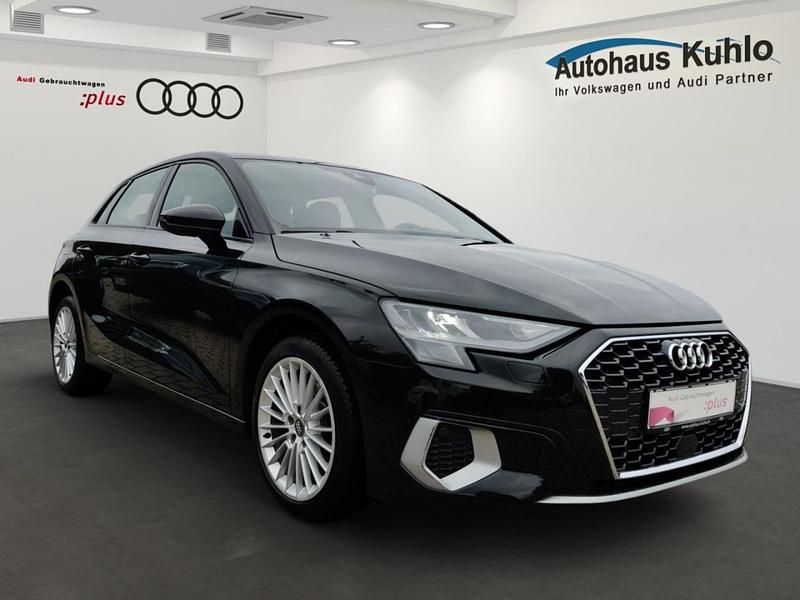 Gebraucht Audi A3 Advanced Plus 150 PS (110 kW) 2021 Mythosschwarz metallic Limousine