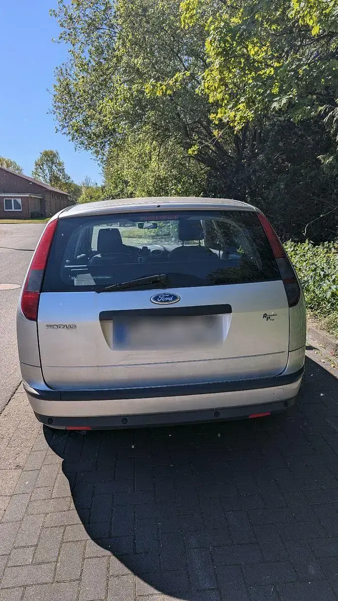 Second-hand Ford Focus 116 CP (85 kW) 2006 Argintiu Break