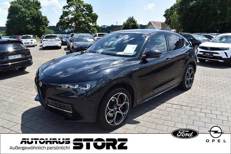 Colore esterno nero vulcano, Gebraucht 2024 Alfa Romeo Stelvio Veloce SUV | 40.490 € (Fairer Preis) - Bild 1/4