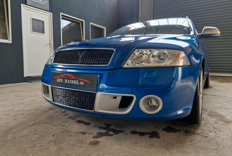 Blau Gebraucht 2009 Skoda Octavia RS Kombi | 2.990 € - Bild 1/4