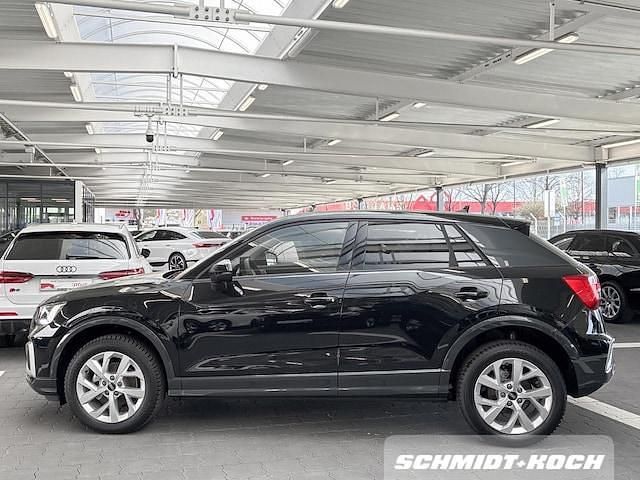 Gebraucht Audi Q2 Advanced 150 PS (110 kW) 2025 Mythosschwarz metallic SUV