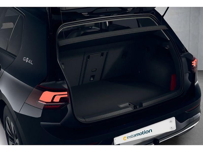 Gebraucht VW Golf VIII 150 PS (110 kW) 2025 Schwarz Kleinwagen