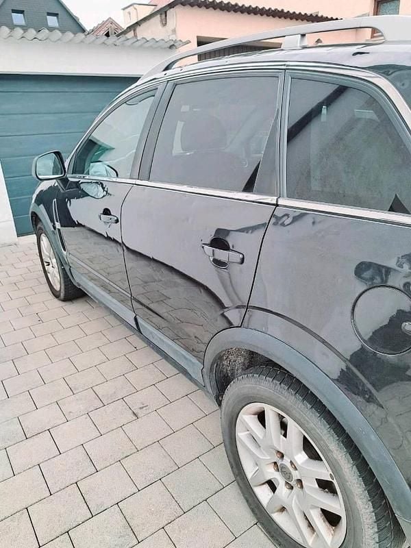 Gebraucht Opel Antara 150 PS (110 kW) 2010 Schwarz SUV