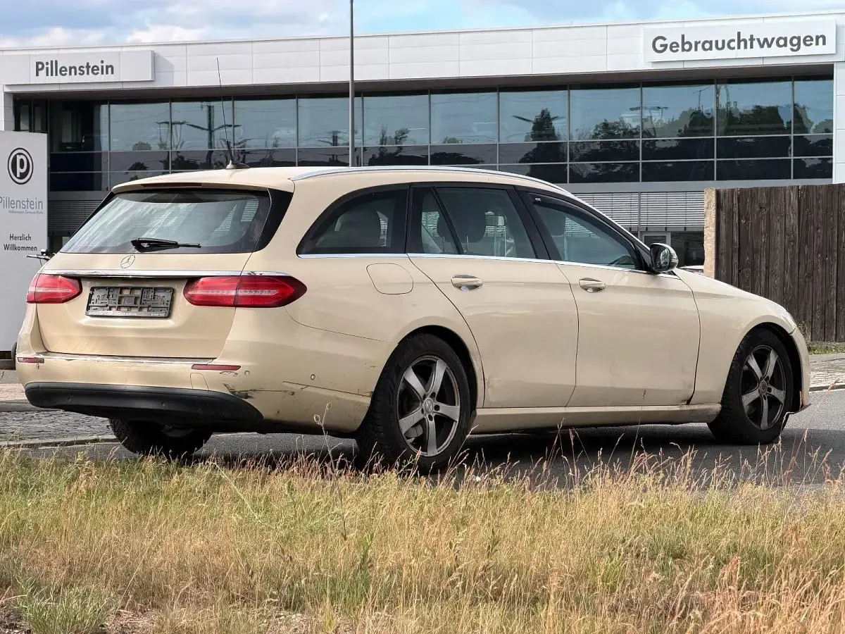 Gebraucht Mercedes E200 150 PS (110 kW) 2018 Other Kombi