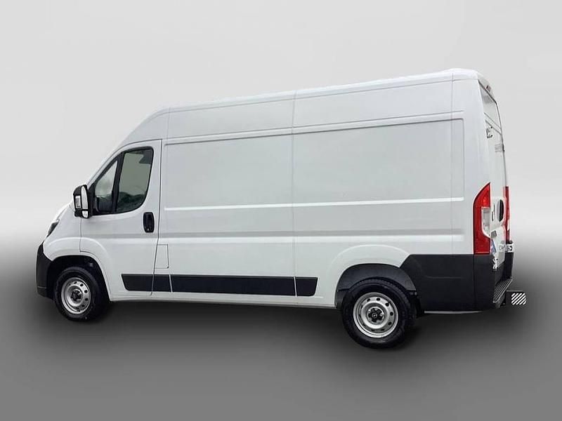 Neu Opel Movano 140 PS (102 kW) 2025 Weiß Van