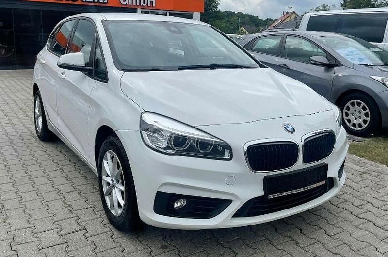 Gebraucht BMW 218 Active Tourer 136 PS (100 kW) 2016 Weiß Van / Kleinbus